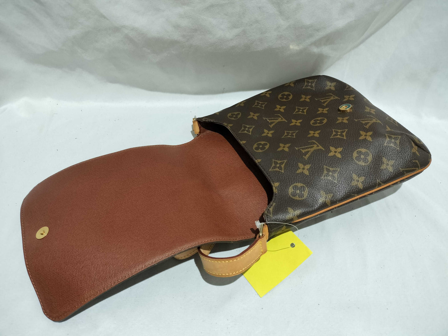 LOUIS VUITTON Monogram Musette Salsa Shoulder Bag