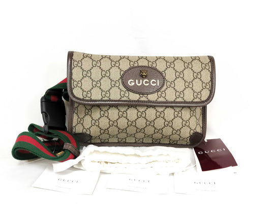 GUCCI GG Supreme GG Supreme 493930 Sherry Waist Bag