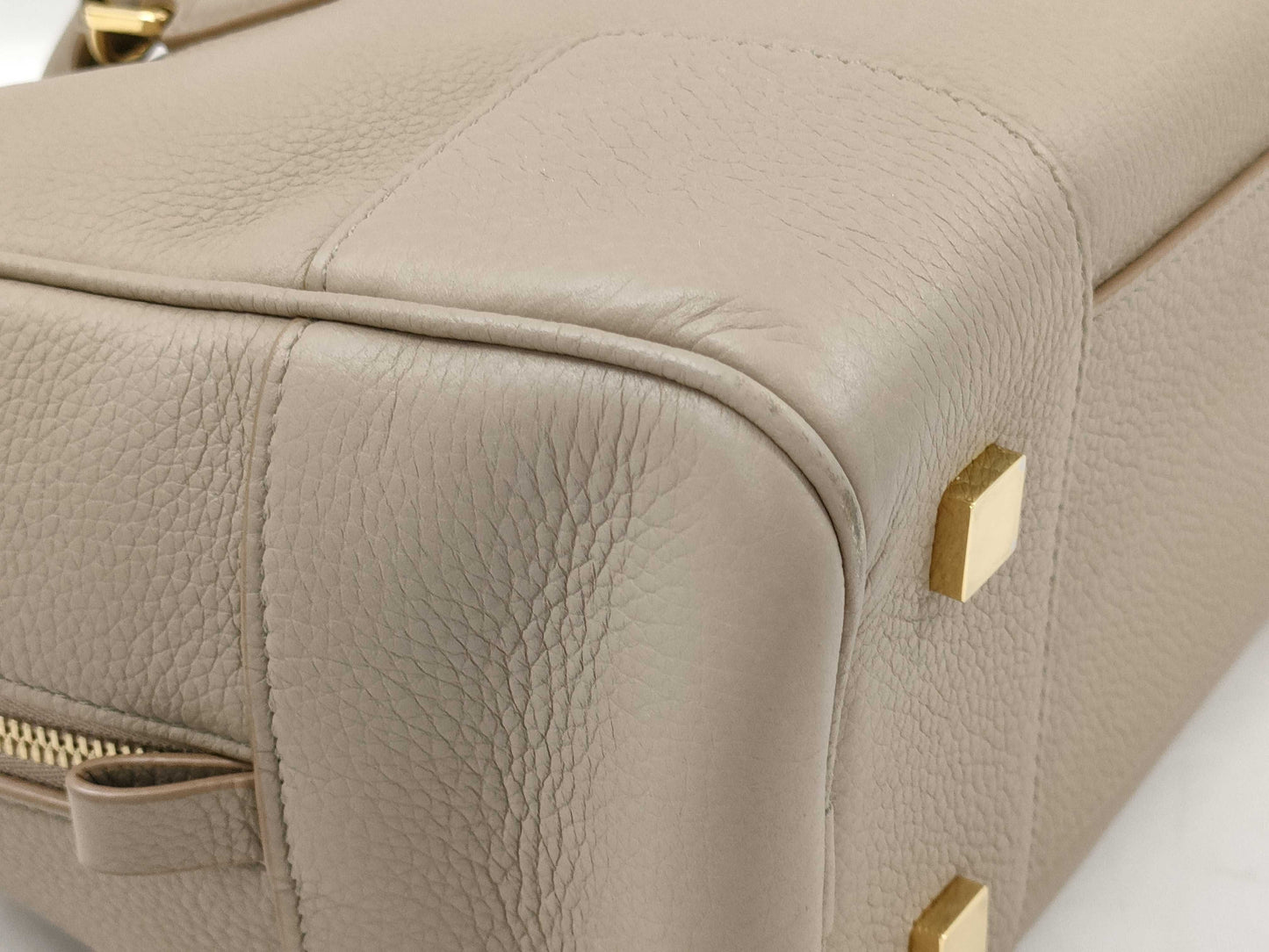 LOEWE Amazona 28 Handbag with Anagram Charm