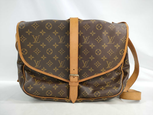 LOUIS VUITTON Monogram M42254 Saumur 35 Shoulder Bag