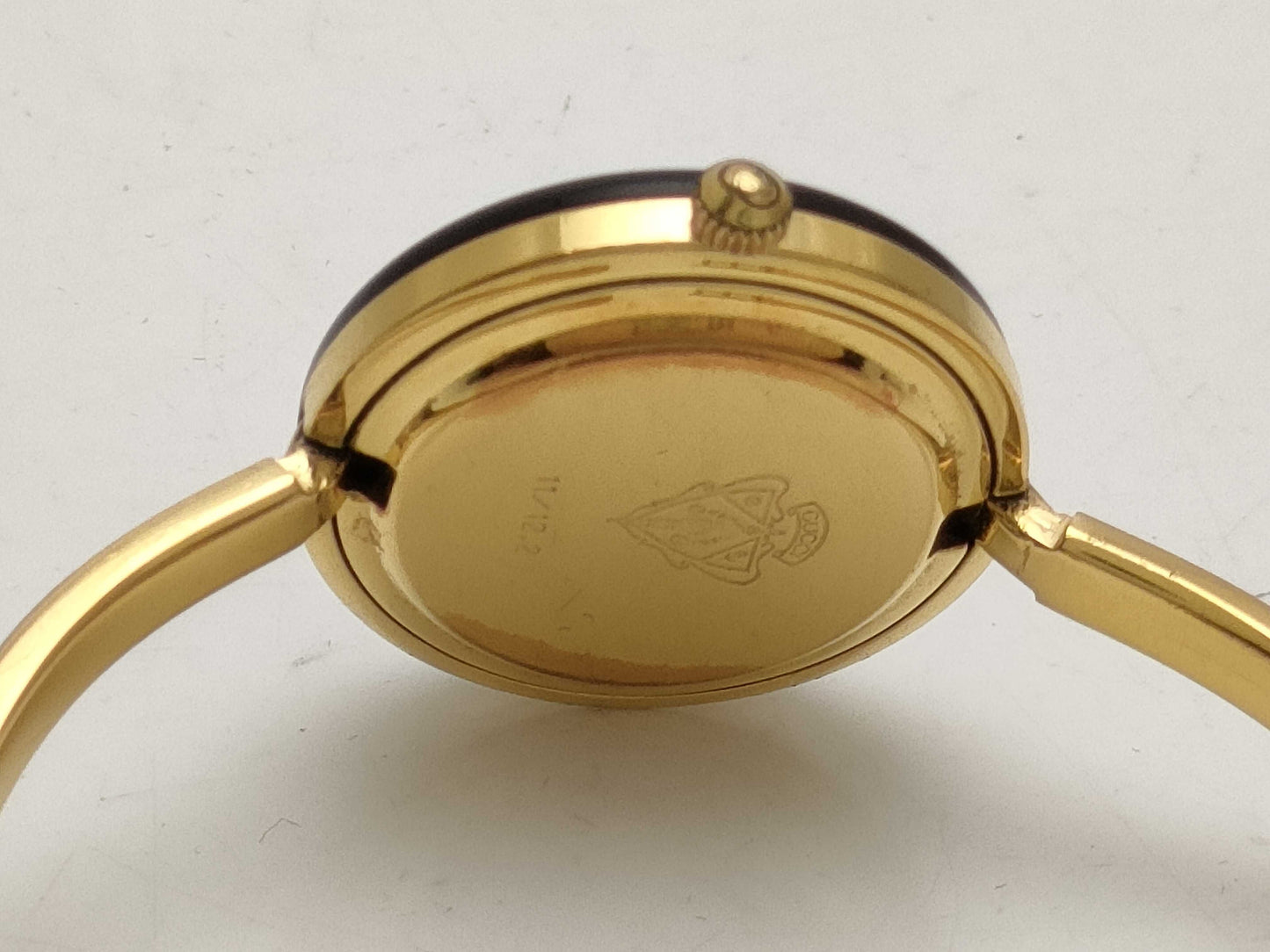 GUCCI Change Bezel Women's Watch with Scratches