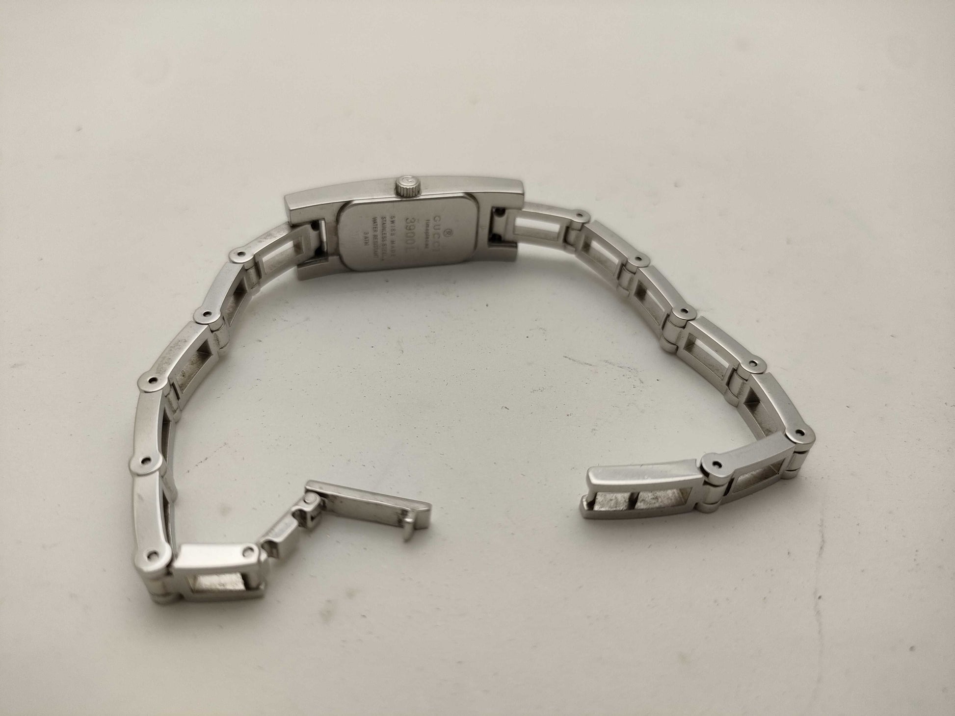 GUCCI 3900L Women's Watch