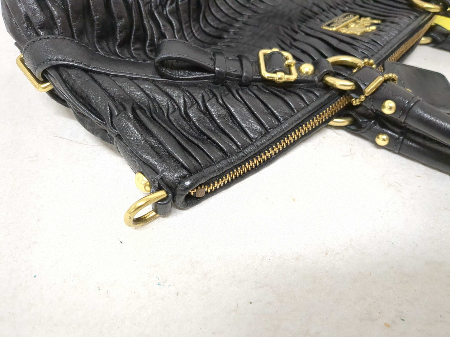 (10463_0071) COACH 2 Pieces 13326 One Shoulder/15942 Gathered Handbag