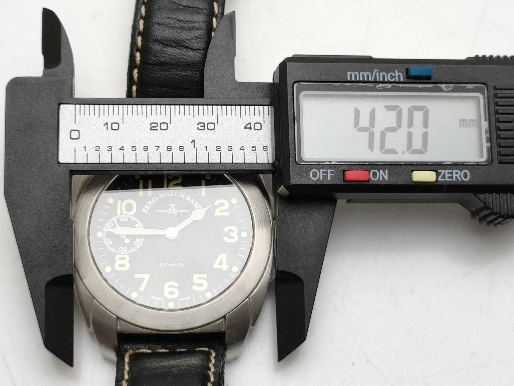 Zeno Watch Basel Hand-Wound Military Men's Watch