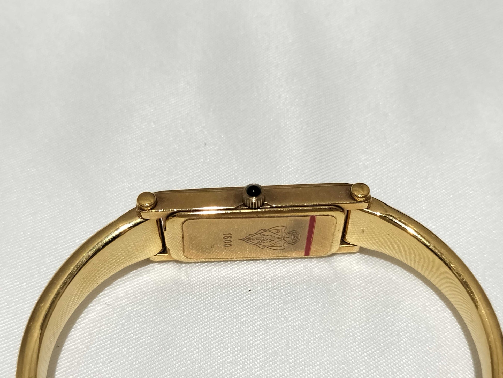 GUCCI 1500/Shell Dial Women's Watch