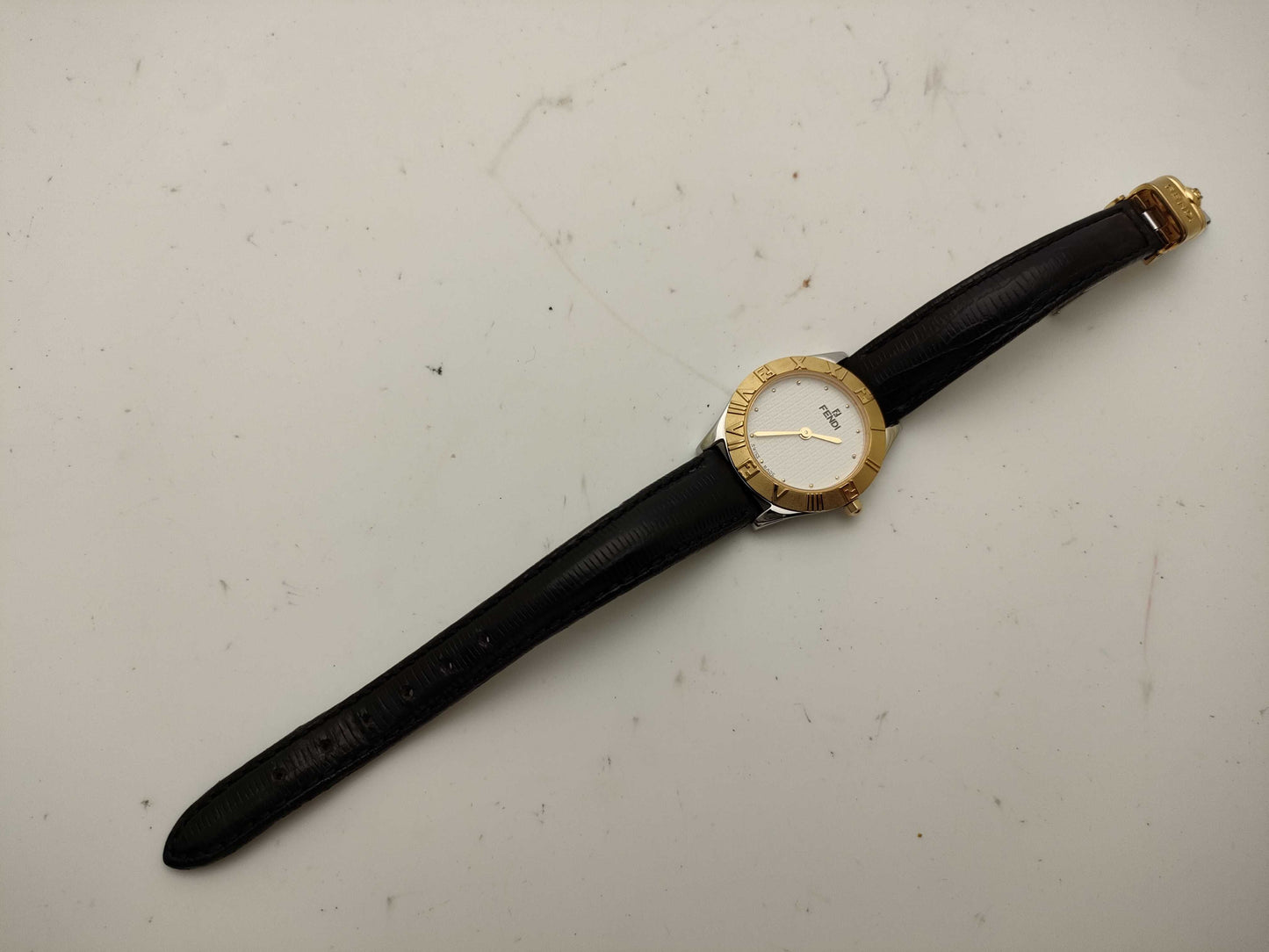FENDI 2000L Women's Watch