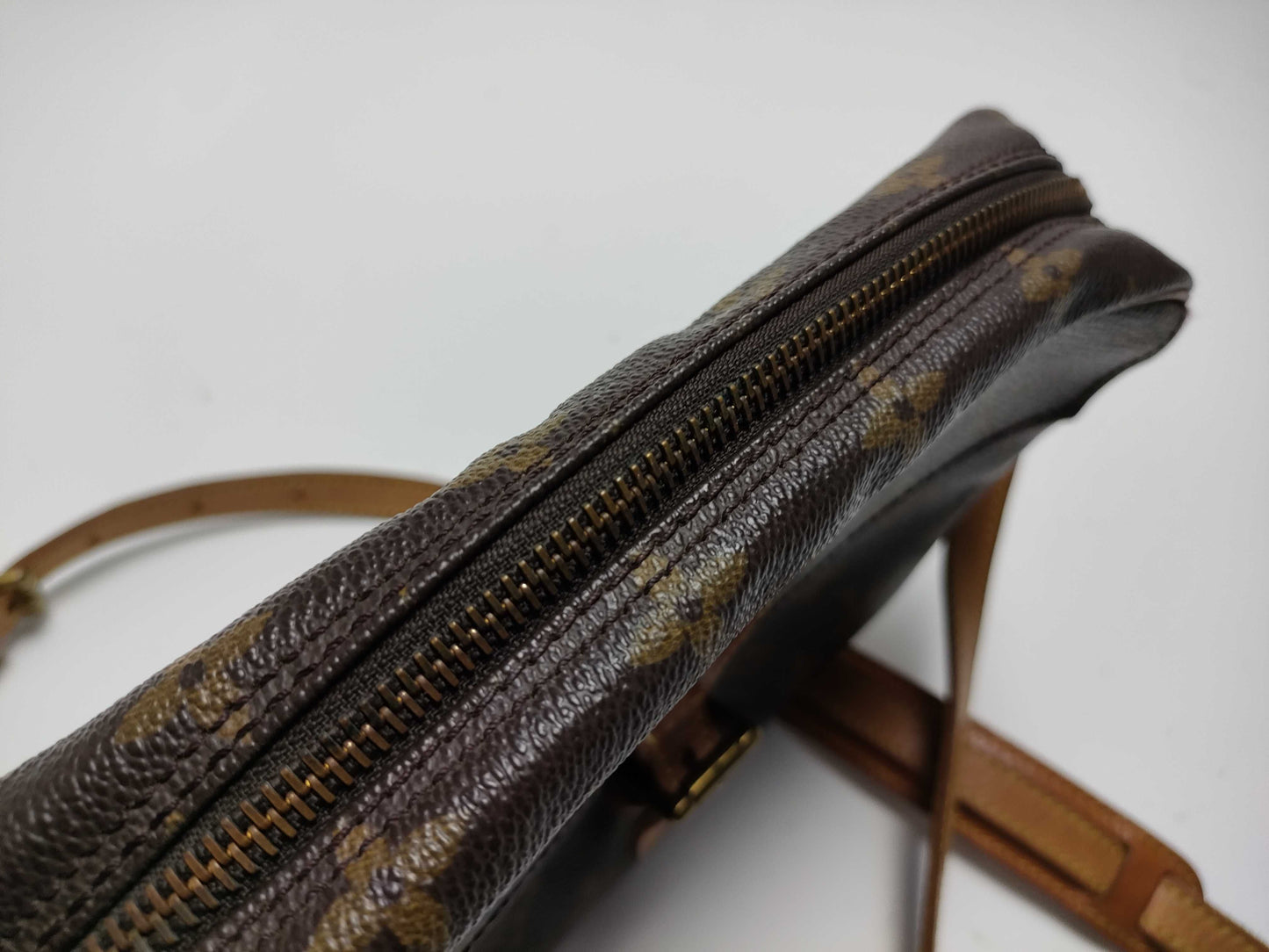 LOUIS VUITTON Monogram M51227 Jeune Fille MM Shoulder Bag