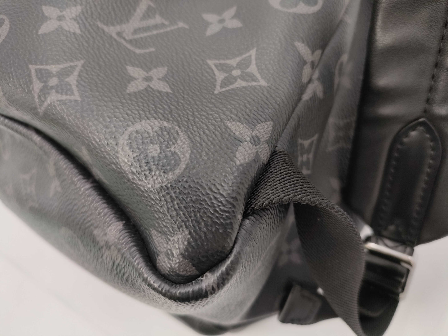 LOUIS VUITTON M43186 Apollo Backpack
