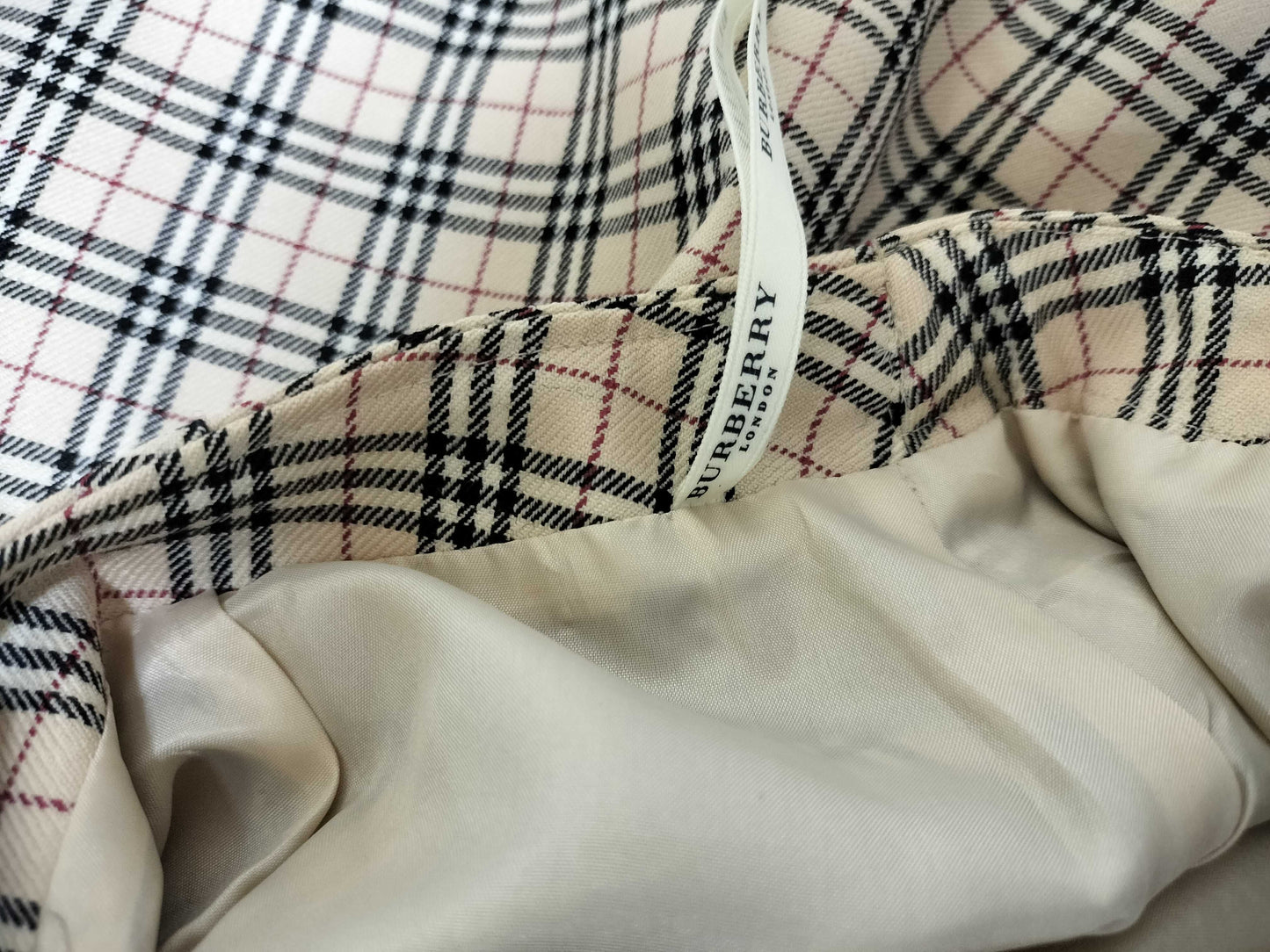 BURBERRY Checkered Skirt Skirt Skirt