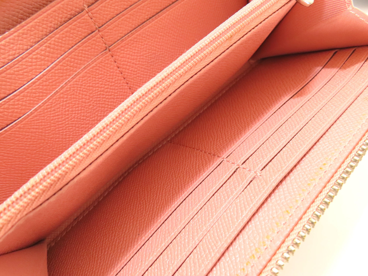 Louis Vuitton, Gucci, Coach, and other accessories set wallet