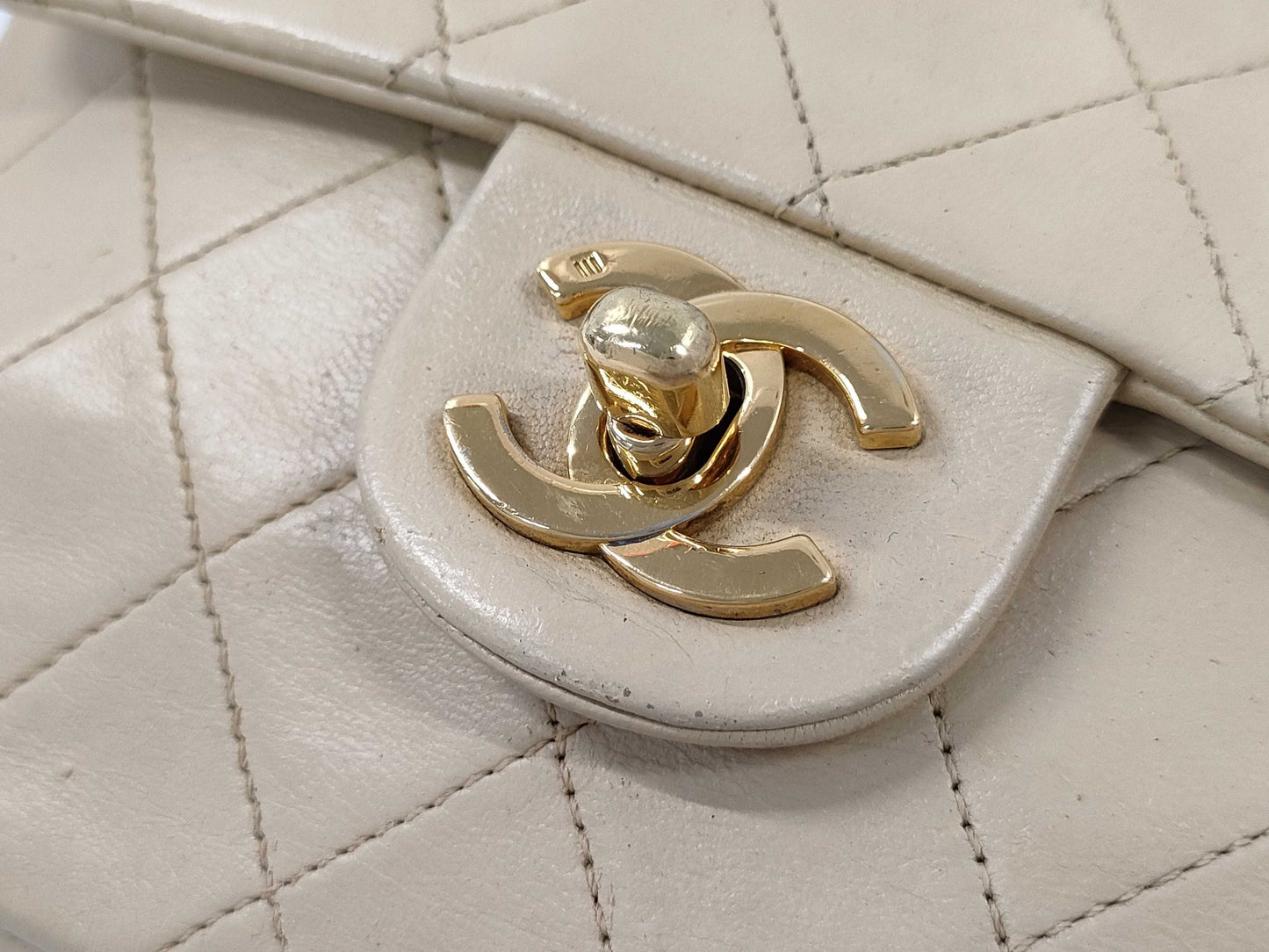 CHANEL Lambskin Minimato 17 Chain Shoulder Bag, No. 1