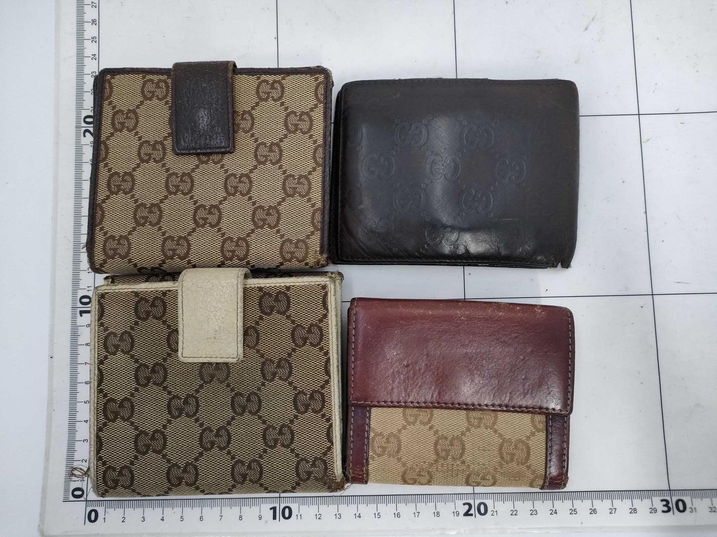 (10463_0055) GUCCI Compact Wallet*4-piece set and other accessories
