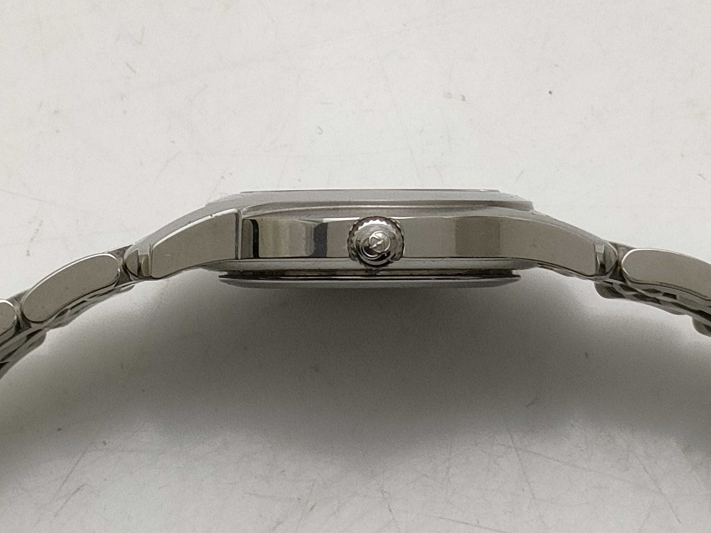 GUCCI 5500L Complete Women's Watch