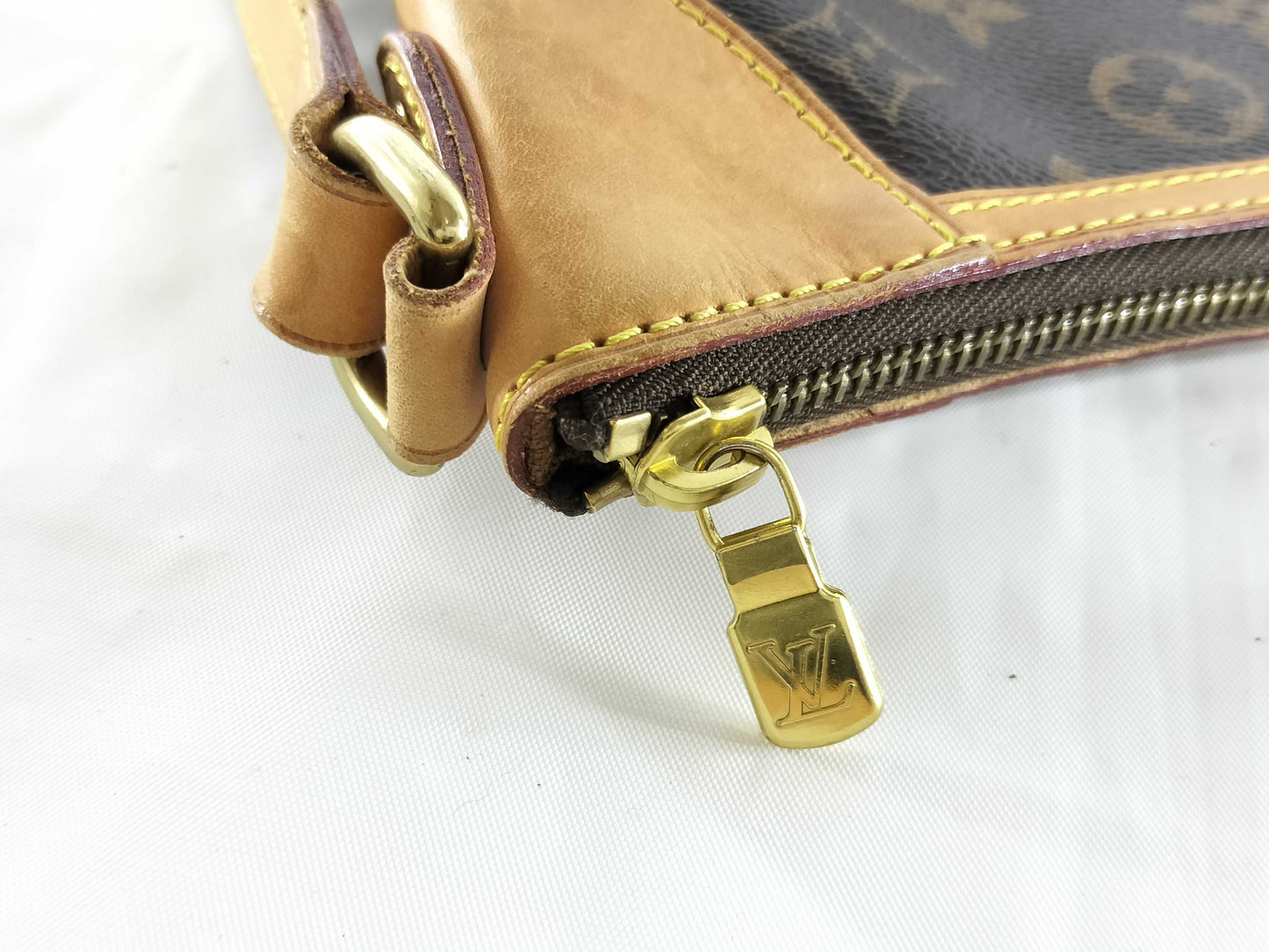 LOUIS VUITTON Monogram M56390 Odeon PM Shoulder Bag