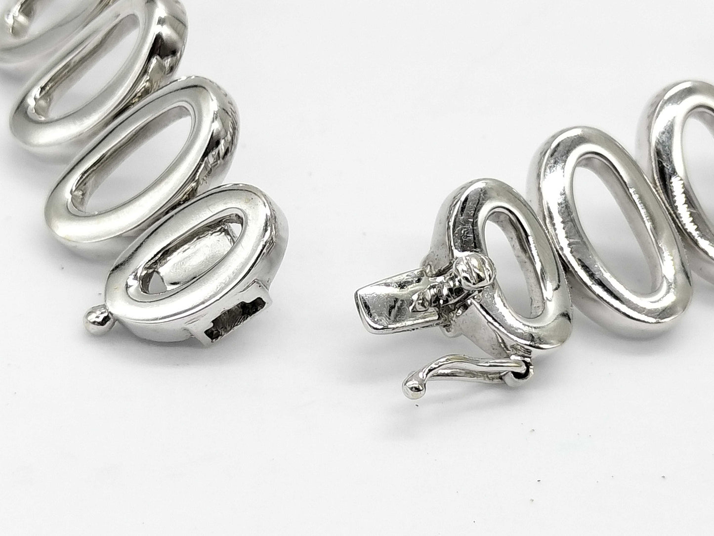 D2.00ct 750 19.2g Bracelet/Bangle