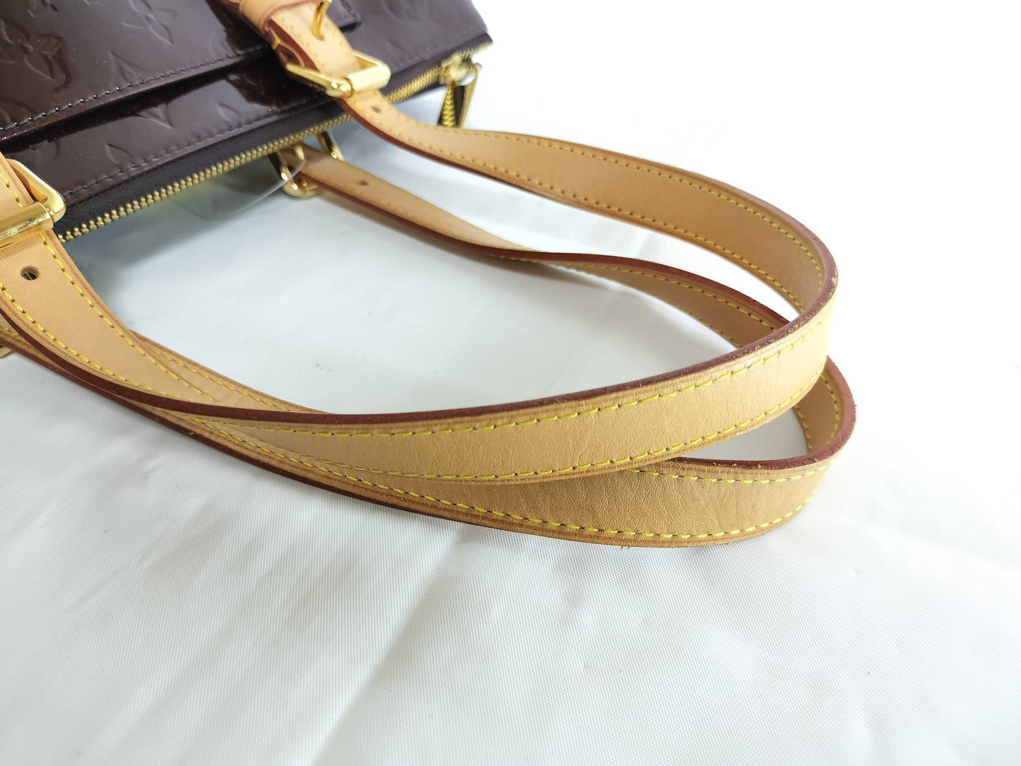 LOUIS VUITTON Vernis Rosewood Avenue Tote Bag