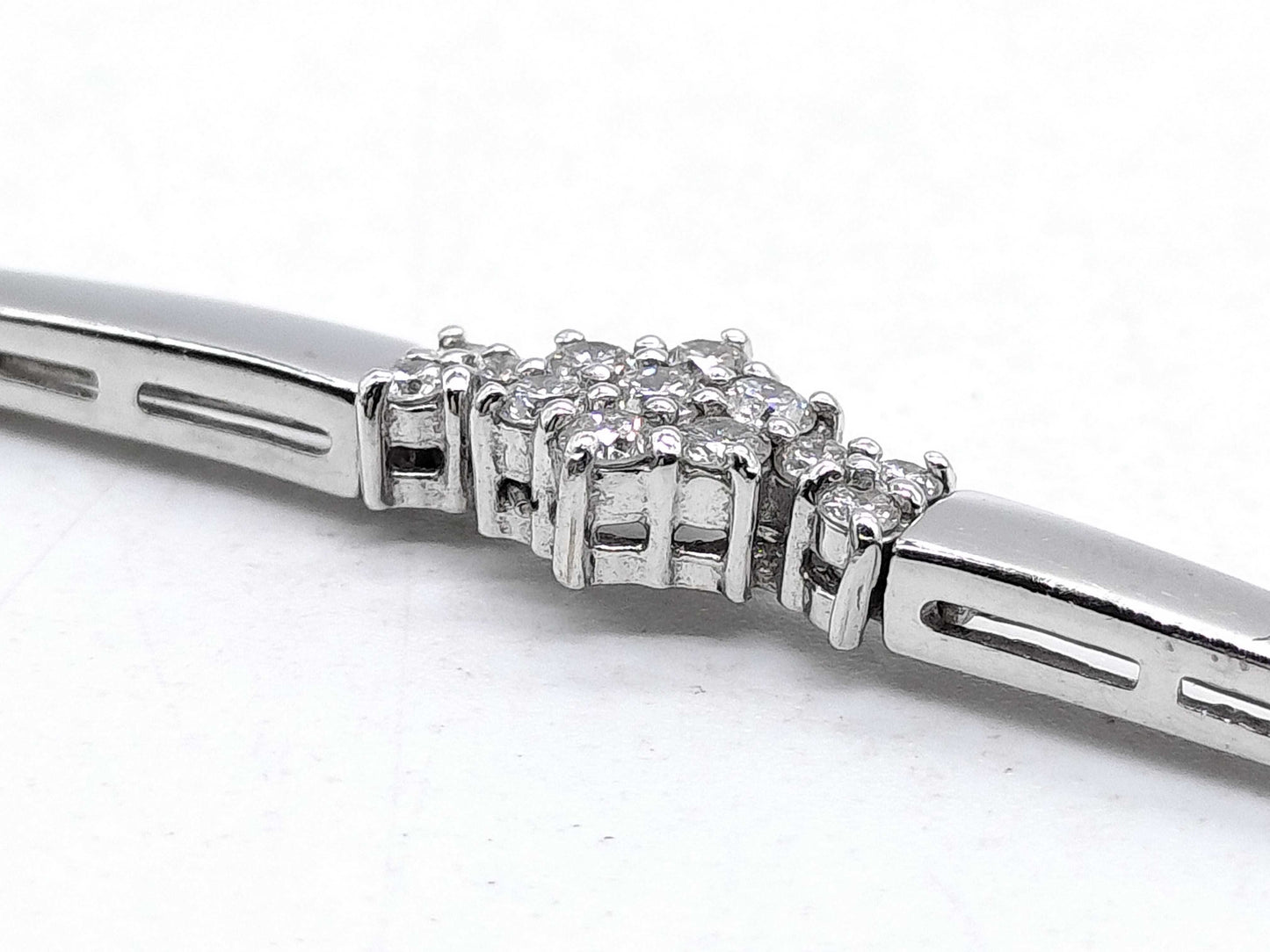 D0.18ct K18WG 6.7g Bracelet/Bangle