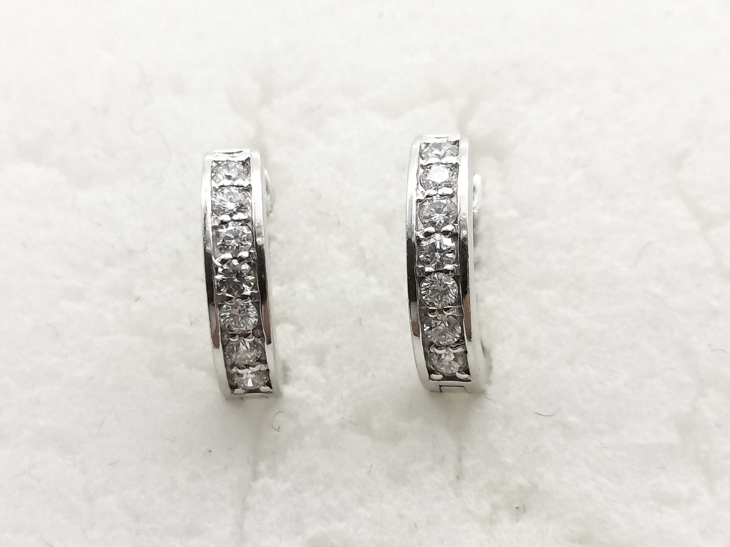 D0.14ct/0.14ct K18WG 2.3g Earrings