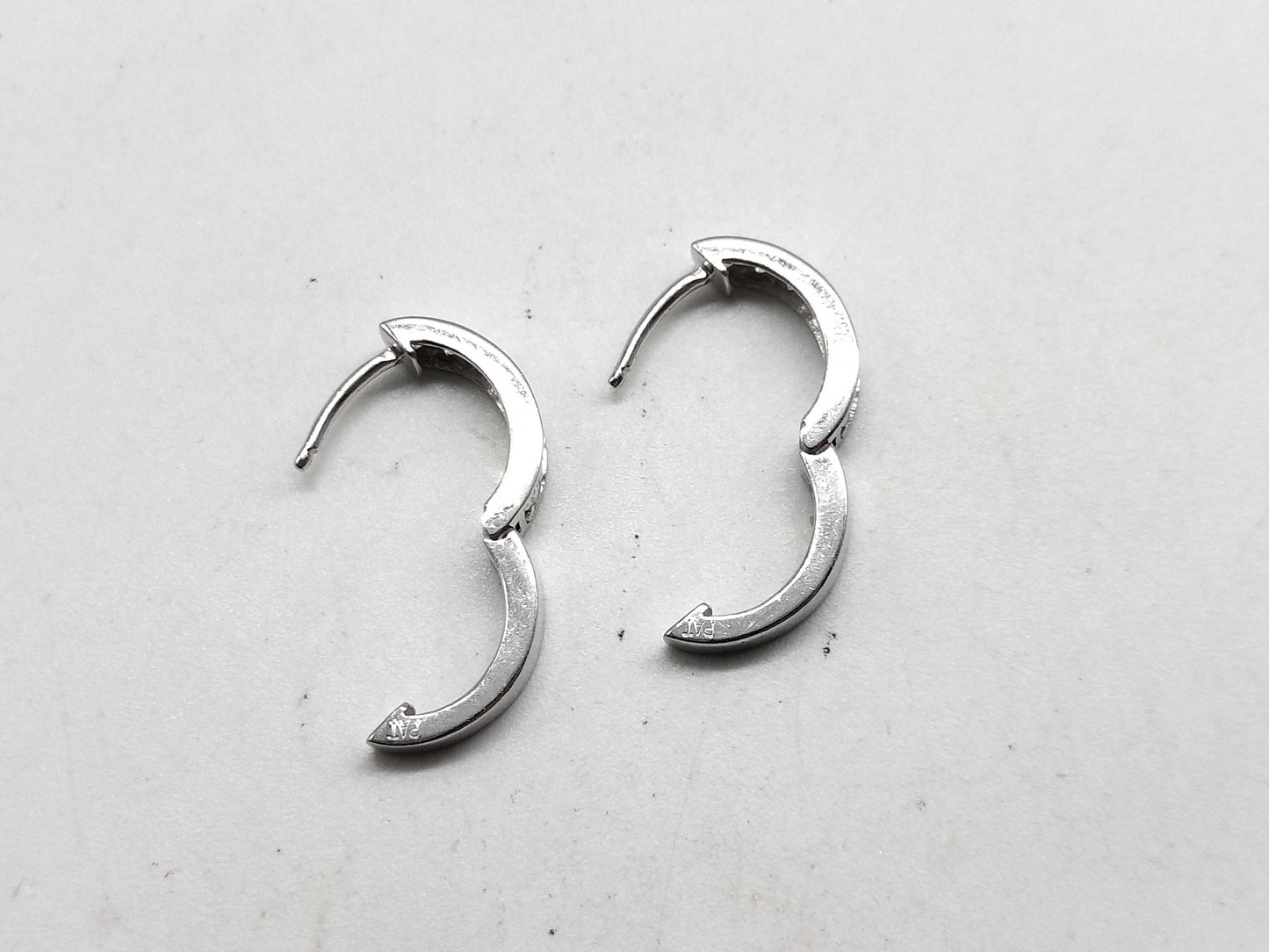 D0.14ct/0.14ct K18WG 2.3g Earrings