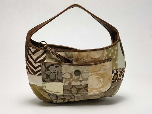 COACH Signature Set Shoulder Bag