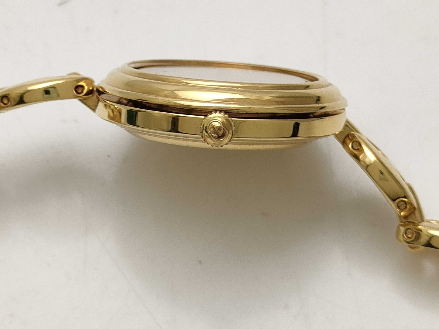 GUCCI Gucci Change Bezel 11/12 White Dial Women's Watch