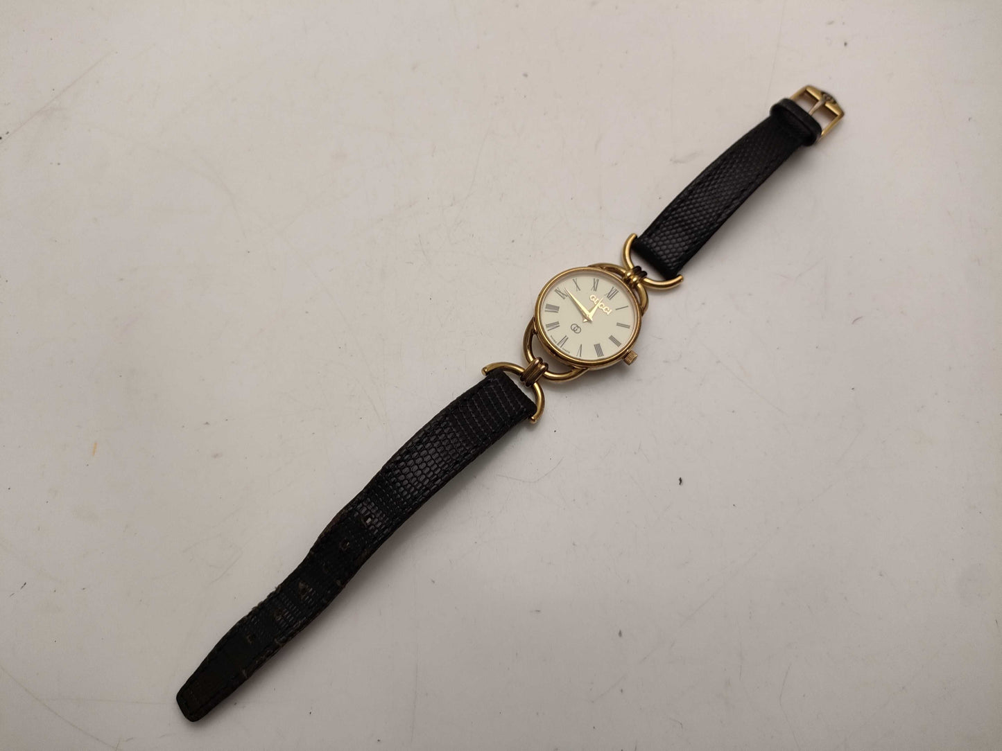 GUCCI 6000 Women's Watch
