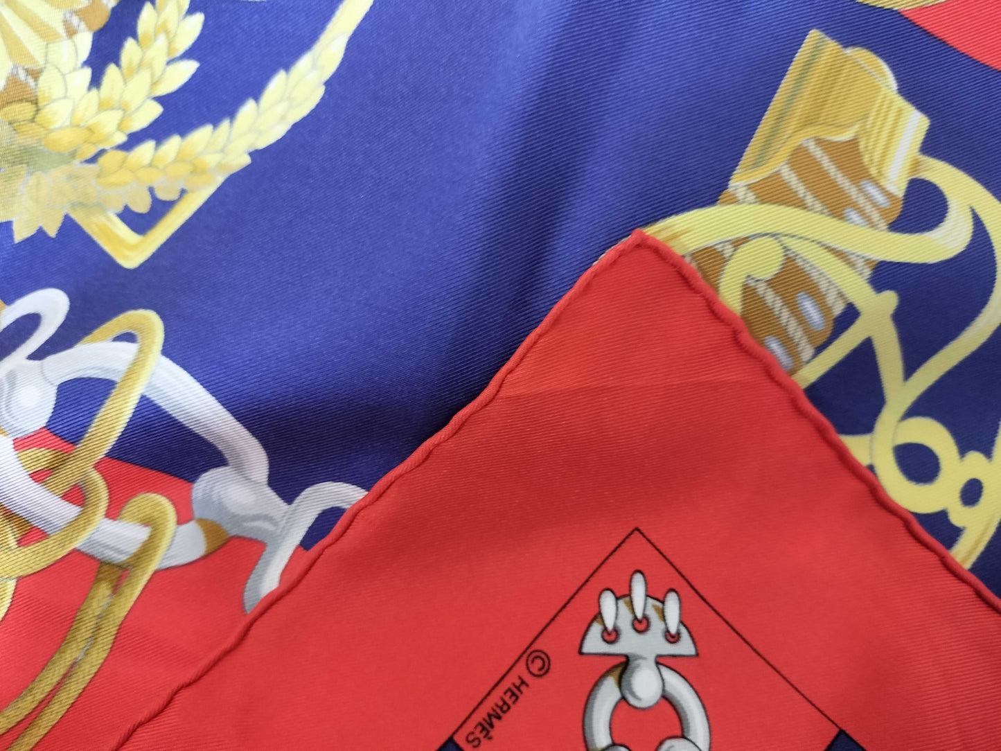 HERMES Carre CLIQUETIS Cricketis Scarf without tags