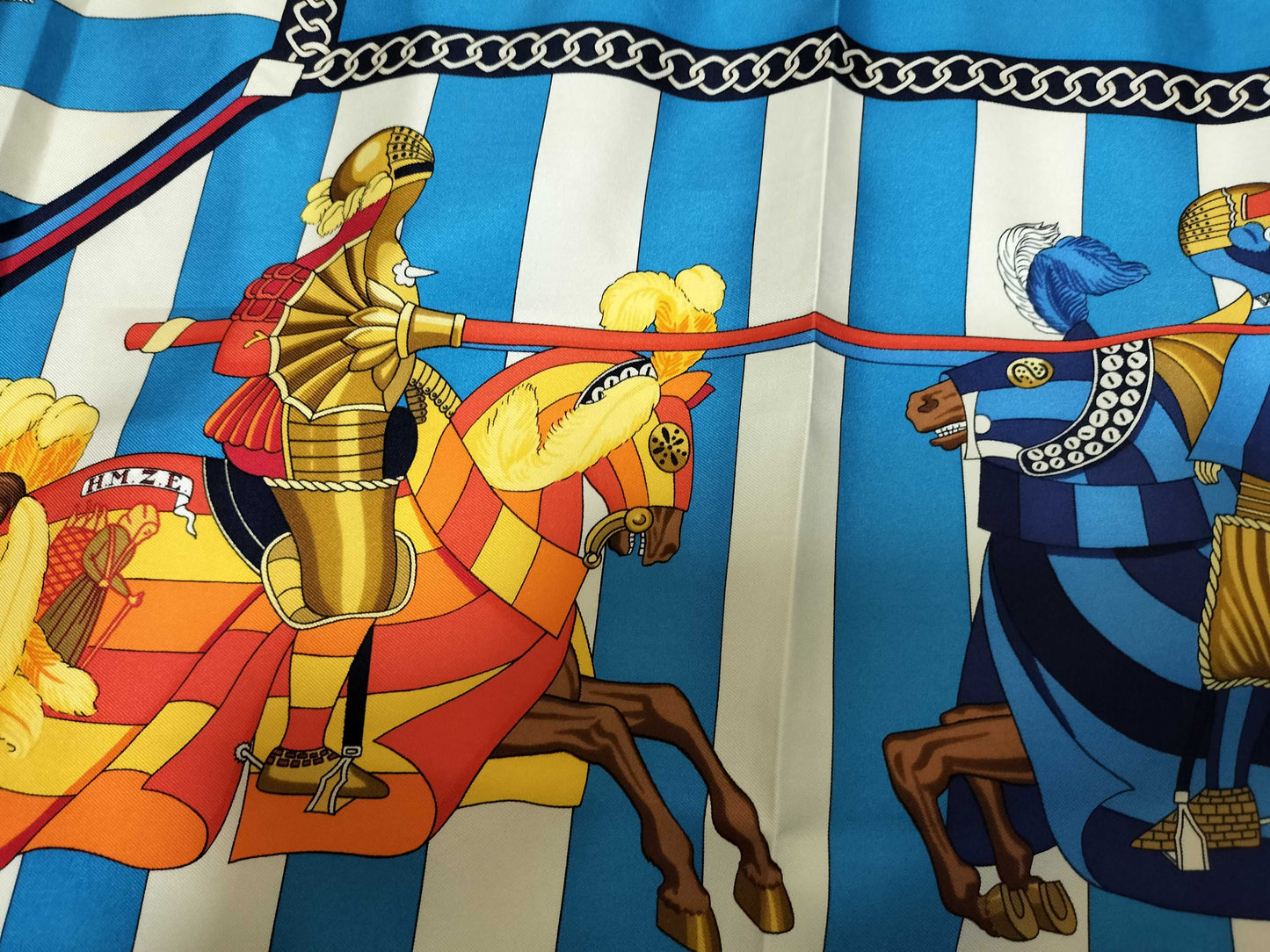 HERMES Carré 90 Feather Clash Scarf