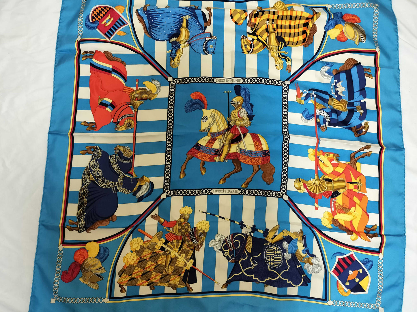 HERMES Carré 90 Feather Clash Scarf