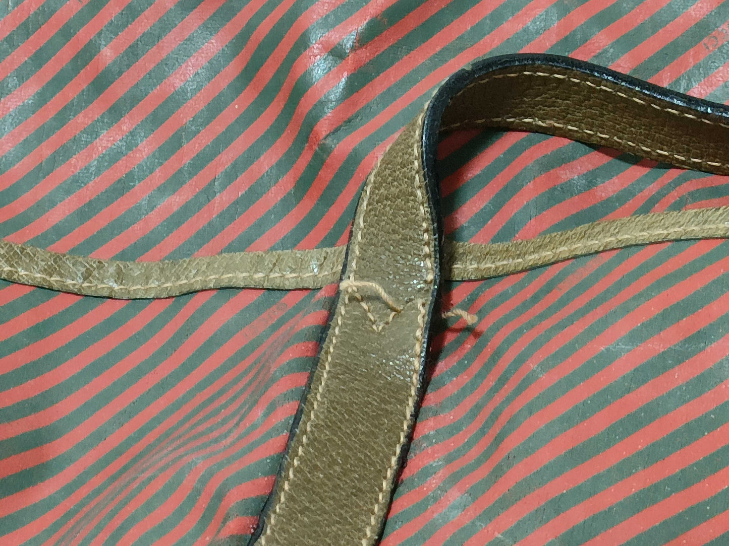 GUCCI Old Gucci Regate Line Tote Bag