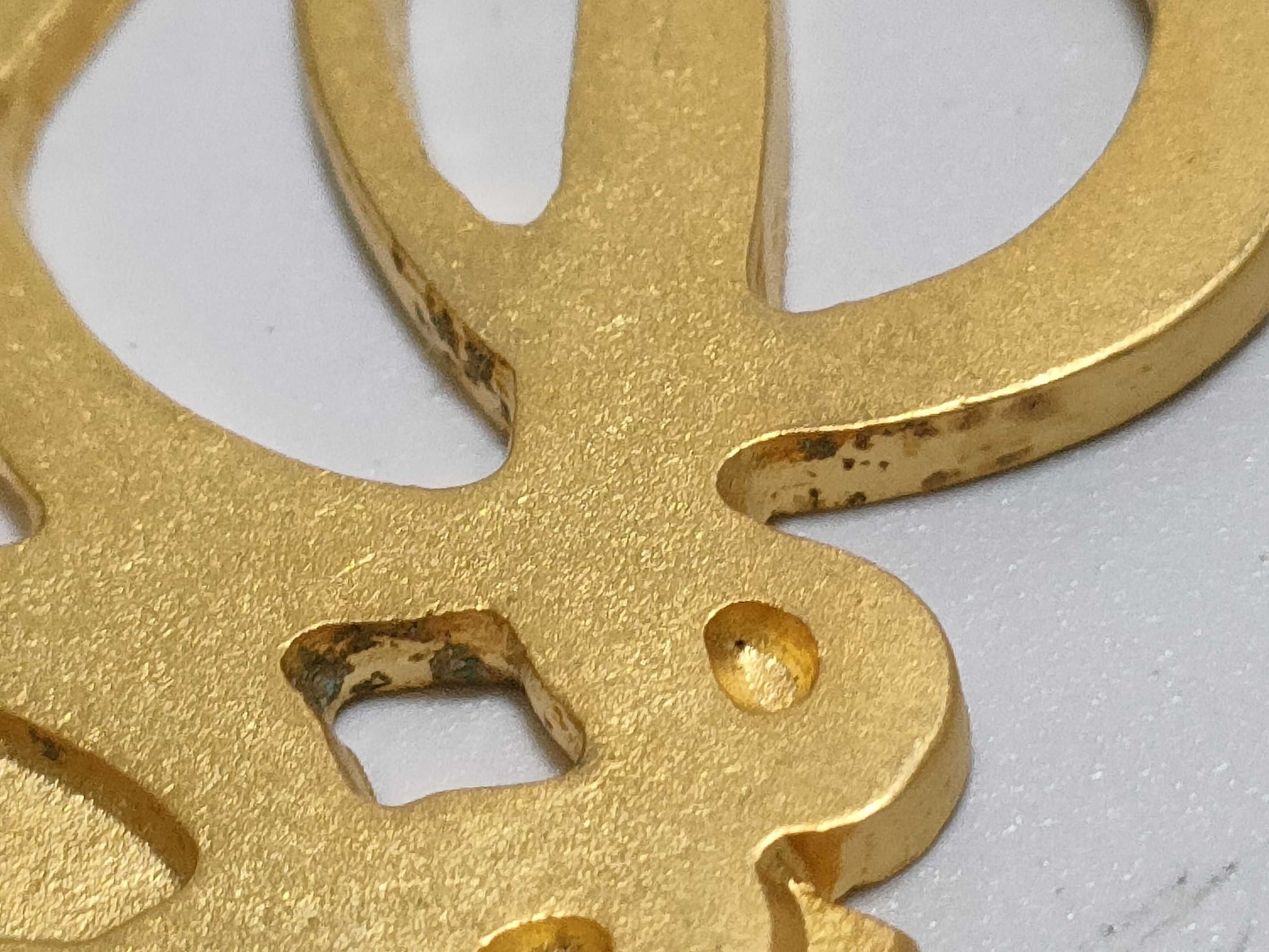 LOEWE gold accessories, key holders, etc. Key cases and key holders