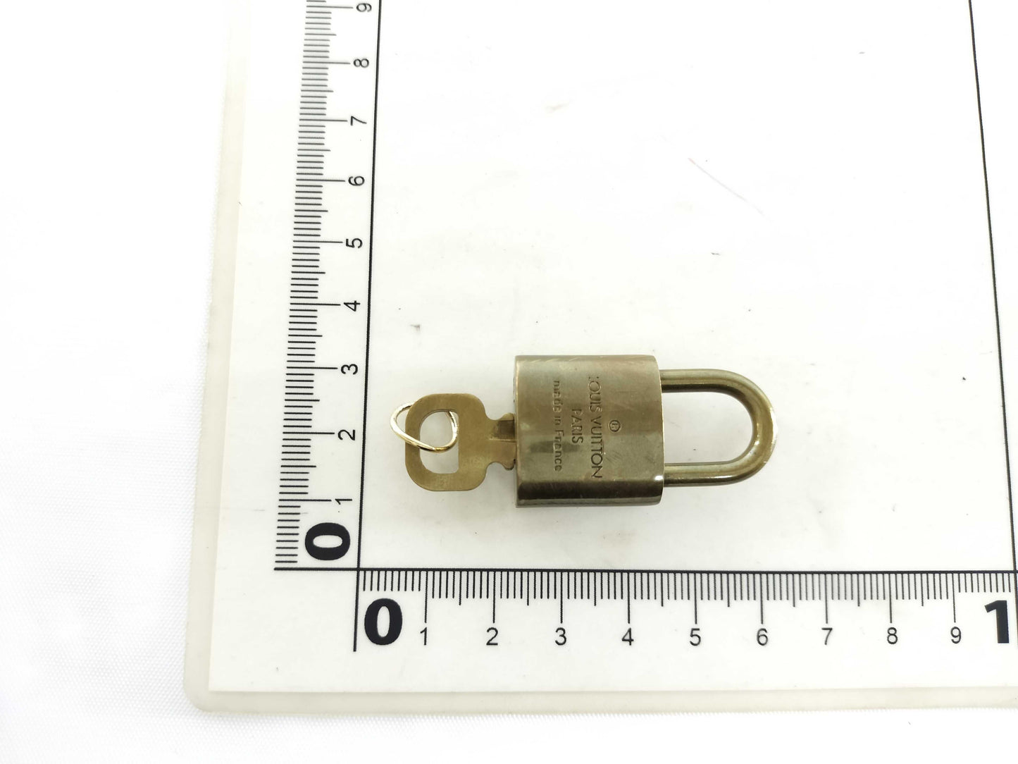 LOUIS VUITTON Cadena/Key Holder Other Accessories