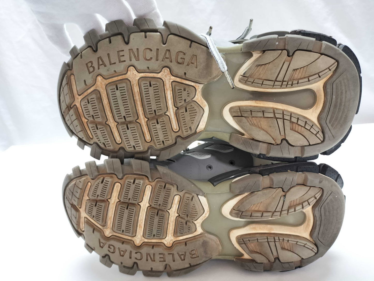 BALENCIAGA Sneakers