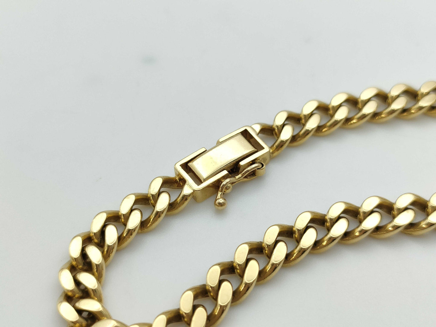 Kihei Double-Sided Single K18 24.6g Bracelet/Bangle