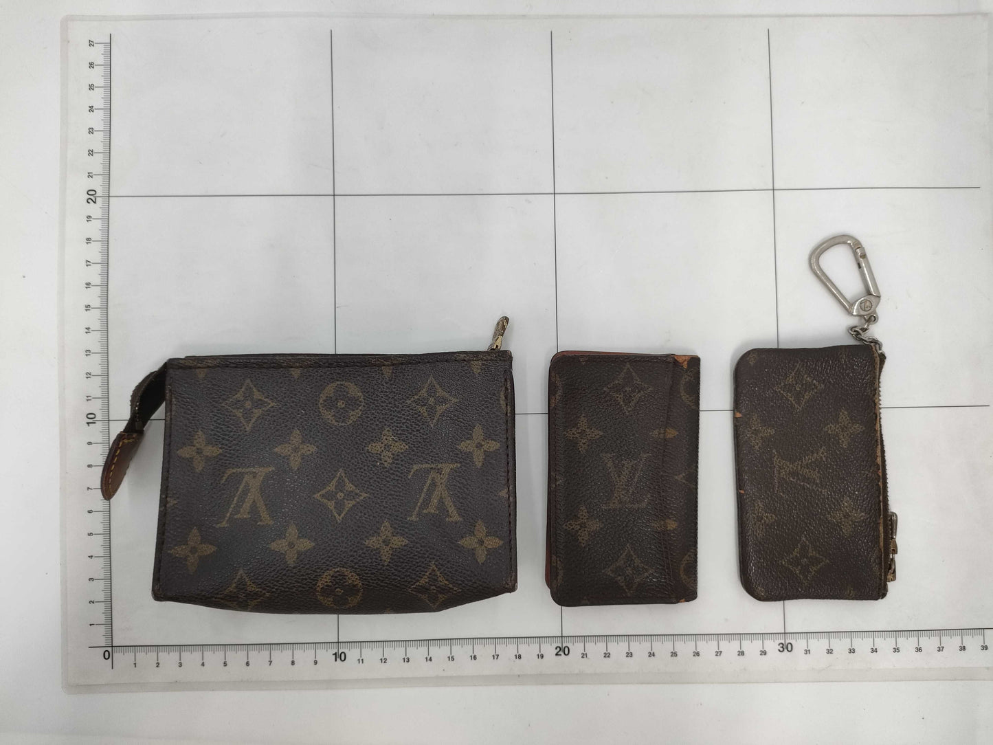 (10463_0036) LOUIS VUITTON Monogram 3-piece set of accessories Other accessories