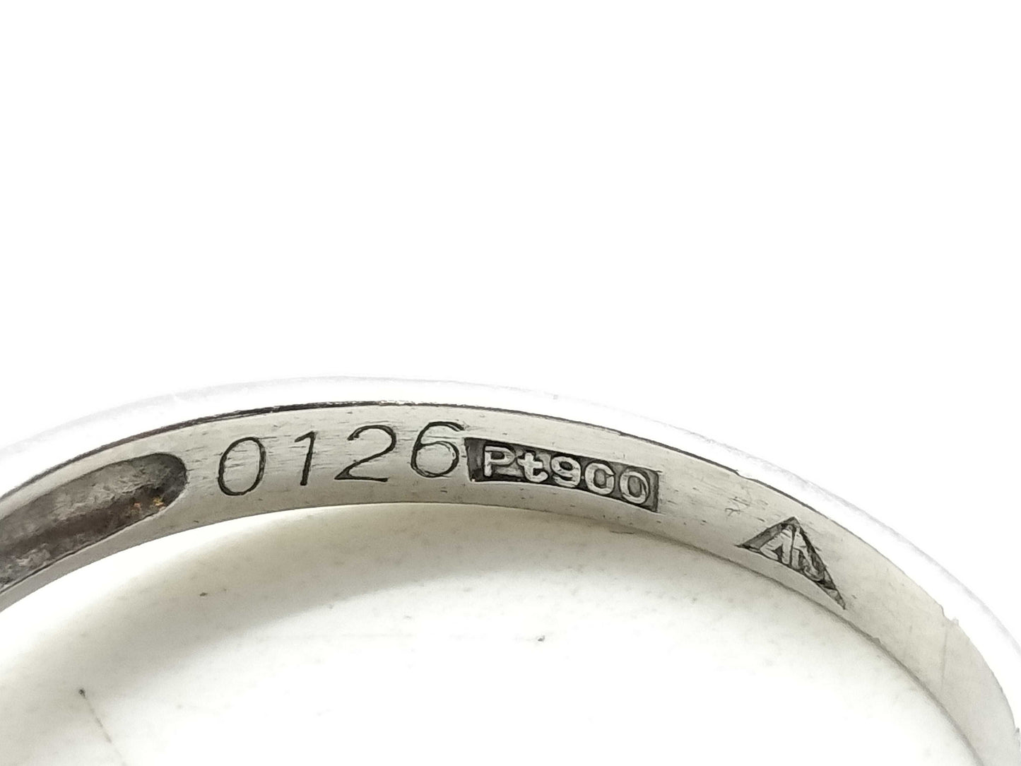 Diamond Pt900 3.9g Ring