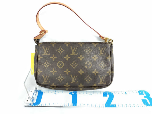 LOUIS VUITTON Monogram M40712 Pochette Accessoires Handbag
