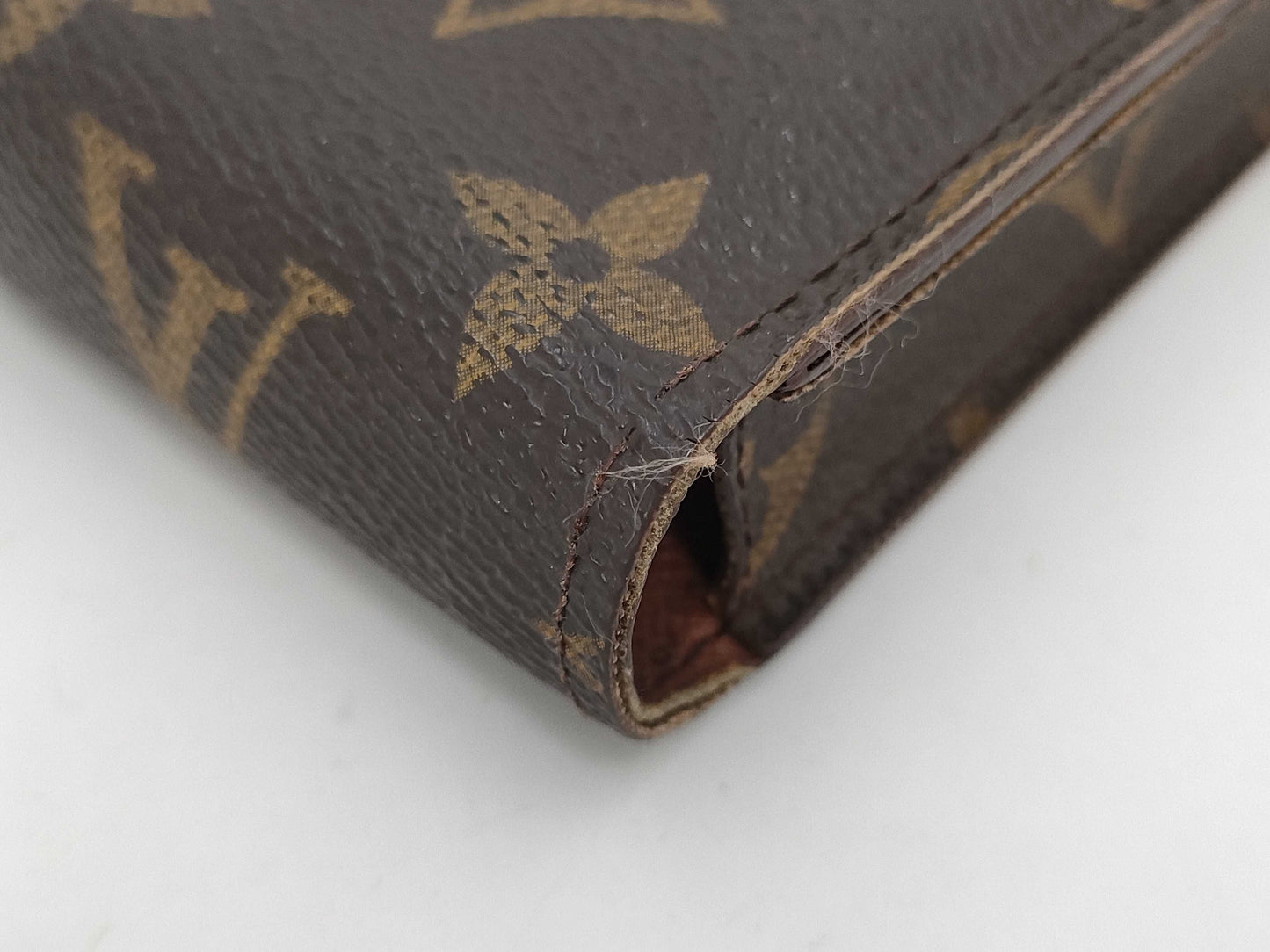 (10463_0031) LOUIS VUITTON Monogram Cigarette Case, Strap and Other Accessories
