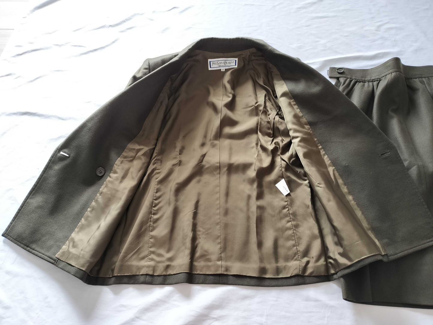 (10462_0181) Yves Saint Laurent Skirt Suit Other Apparel