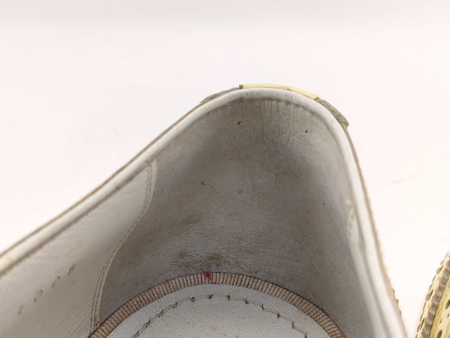 LOUIS VUITTON White Other Shoes