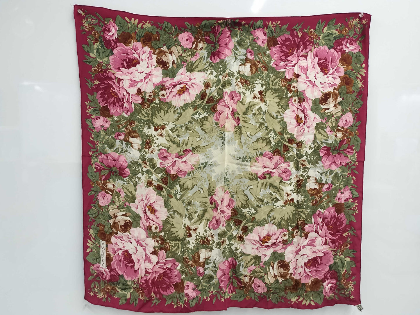 (10462_0180) Yves Saint Laurent Scarf