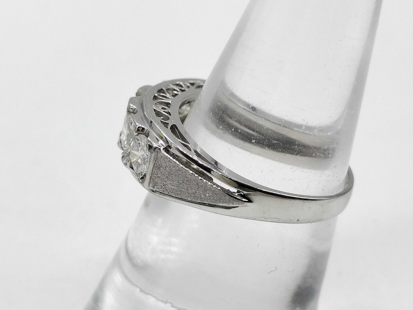 D1.00ct PT900 4.9g Ring