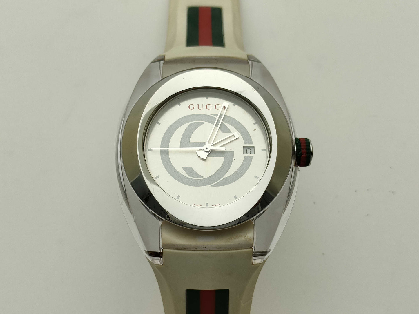 GUCCI 137.1 Men's Watch