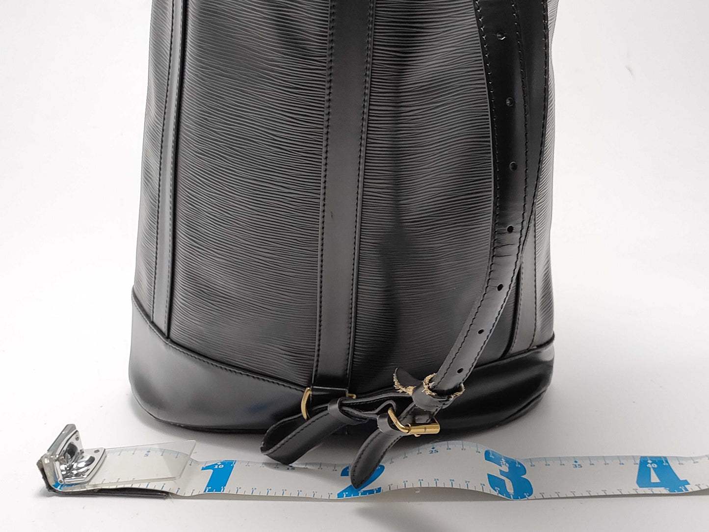 LOUIS VUITTON Epi Randonne GM Noir Shoulder Bag