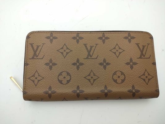 LOUIS VUITTON M82444 Monogram Reverse Zippy Wallet