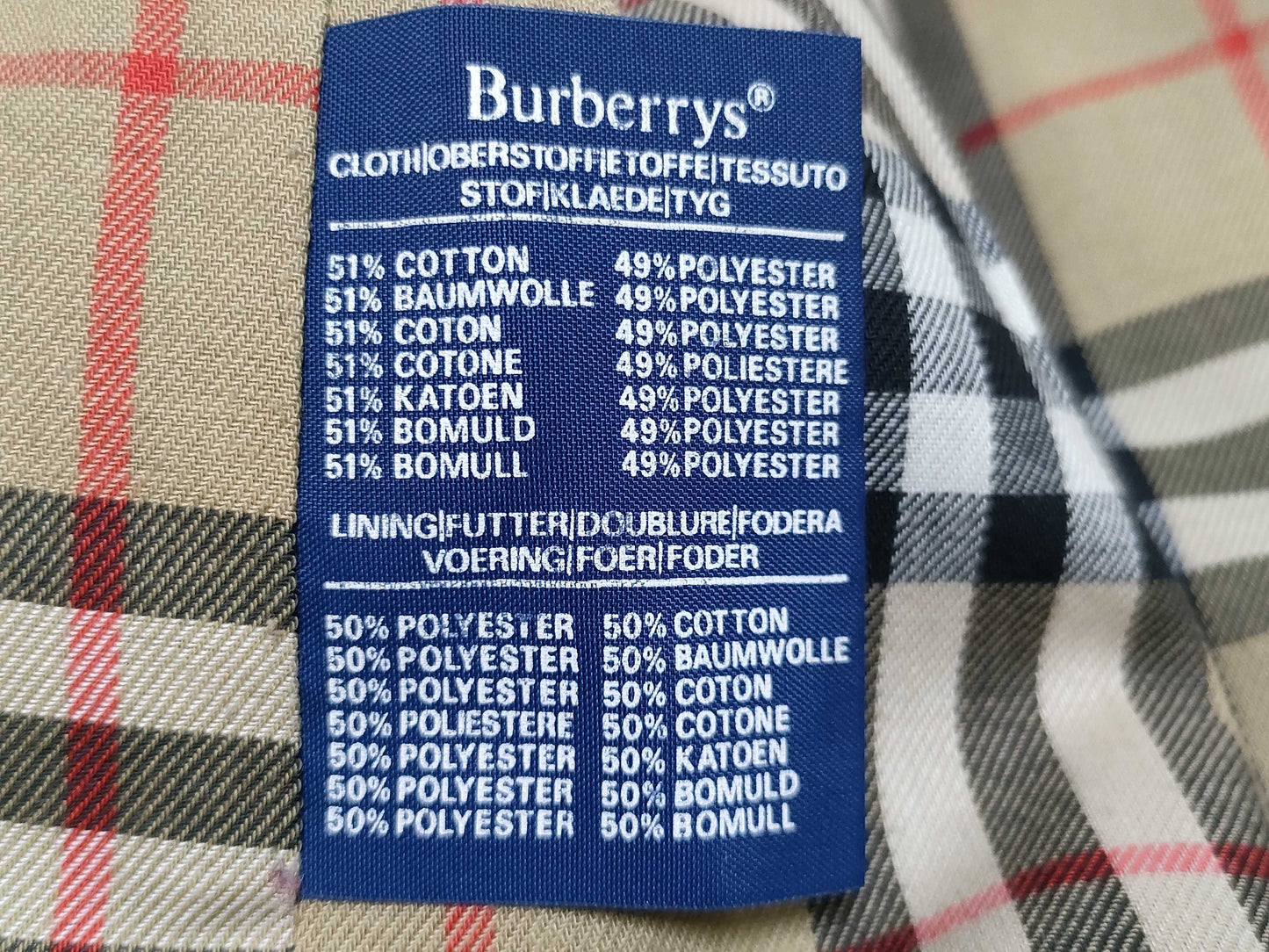 BURBERRY trench coat with Nova check pattern inside