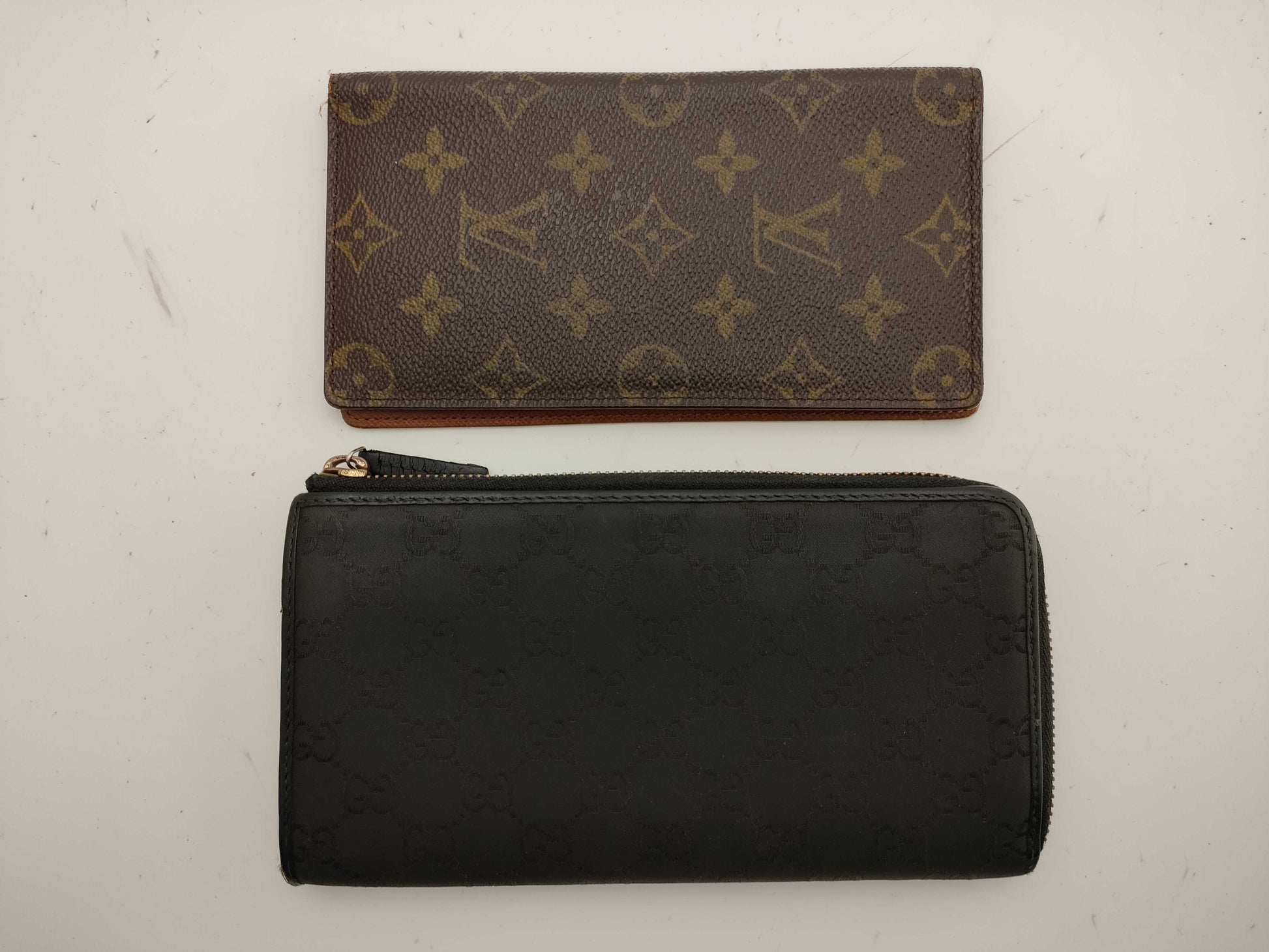 LOUIS VUITTON Monogram M61823 Porte-Valeur Carte Credit Billfold/Gucci Long Wallet