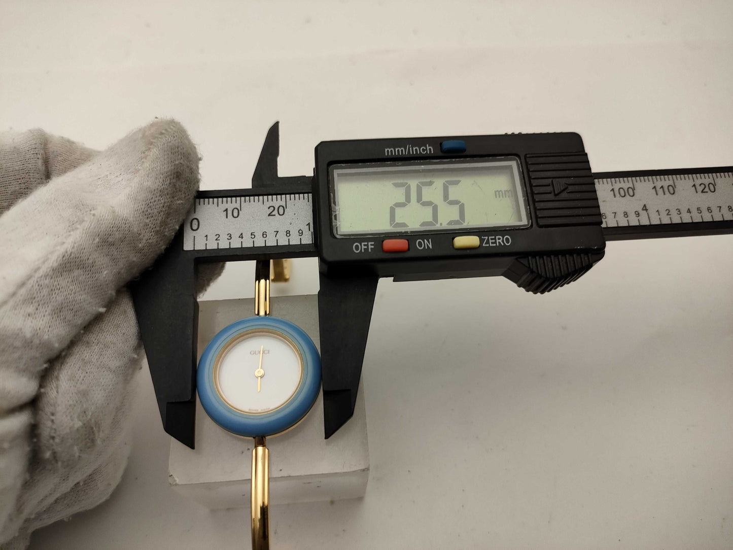 GUCCI Change Bezel 11/12.2 Women's Watch