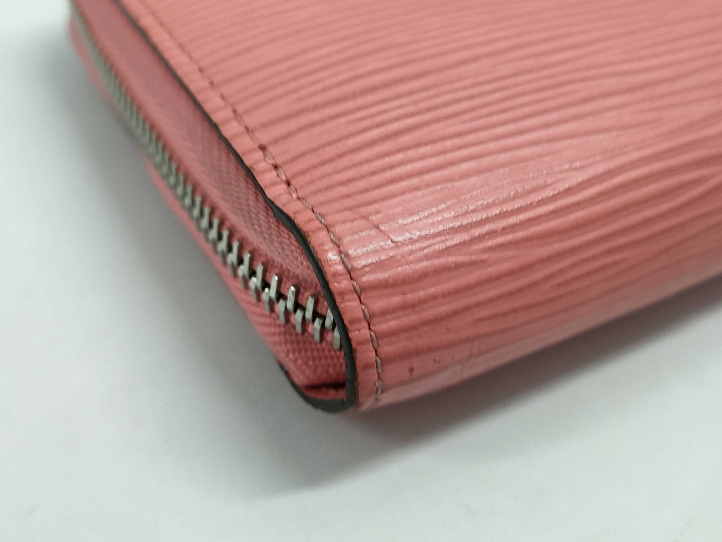 LOUIS VUITTON Epi Zippy Wallet
