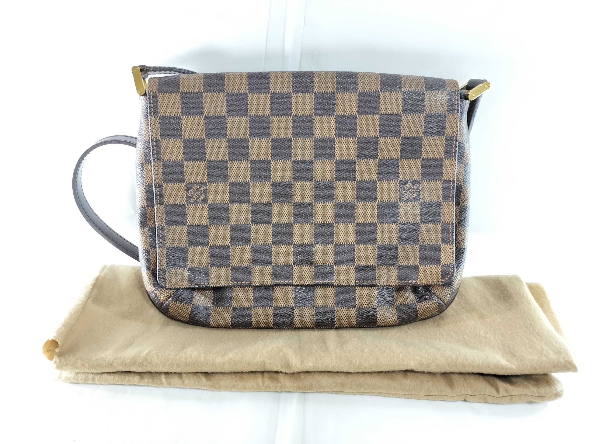 LOUIS VUITTON Damier Musette Tango Shoulder Bag